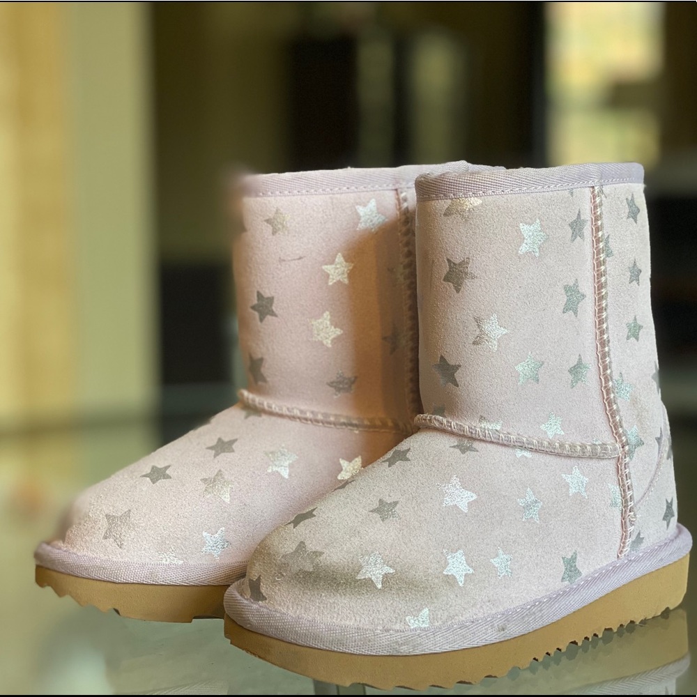 NEW UGG Star Classic Short II Boots - Picture 2 of 6